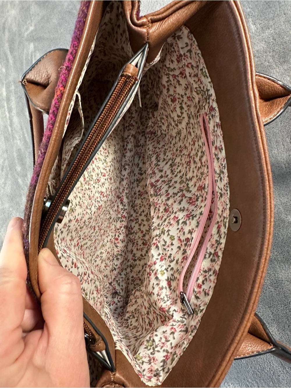 Harris Tweed Wool Handbag- Pink & Brown - Picture 8 of 8